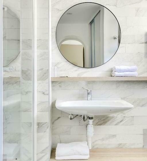 חדר דלוקס, Courseine