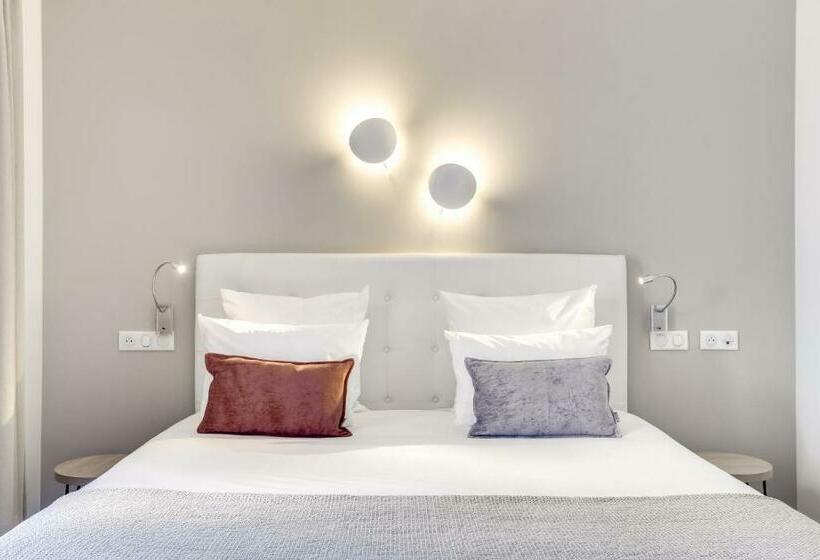 デラックスルーム, Courseine