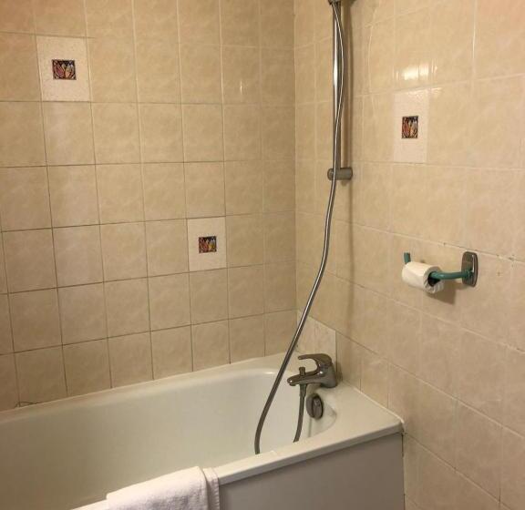 Семейный Номер, Cristol