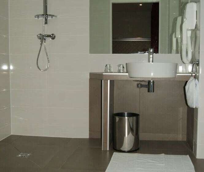 スタンダードルーム, D Amiens