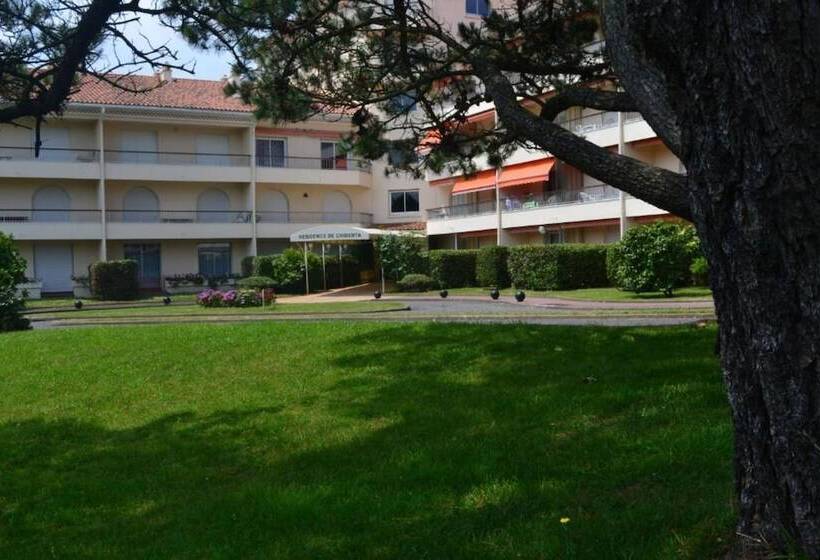 Студия Стандарт, Hôtel De Chiberta & Du Golf