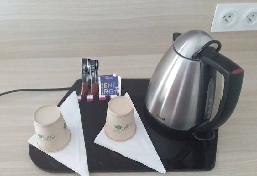 スタンダード４人部屋, Hôtel éden   Metz Nord   Woippy   Porte Du Luxembourg