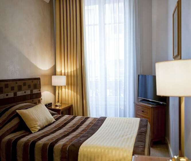 اتاق استاندارد یک نفره, Grand Hotel Des Terreaux