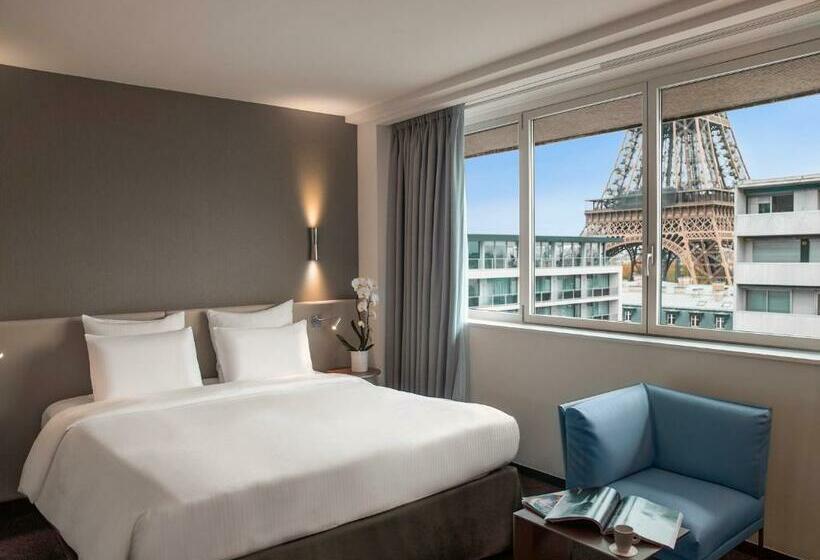 キングサイズベッドのスーペリアルーム, Pullman Paris Tour Eiffel