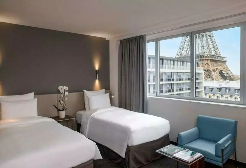 اتاق سوپریور با چشم‌انداز, Pullman Paris Tour Eiffel