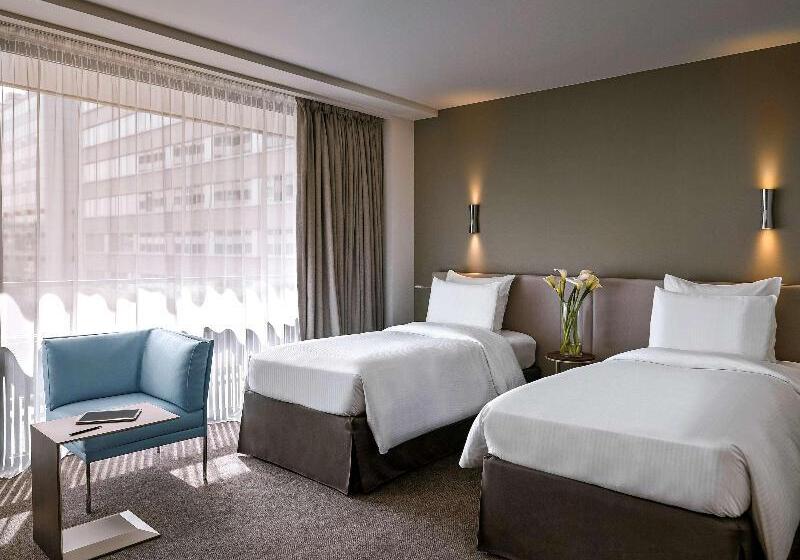 اتاق لوکس با چشمانداز, Pullman Paris Tour Eiffel