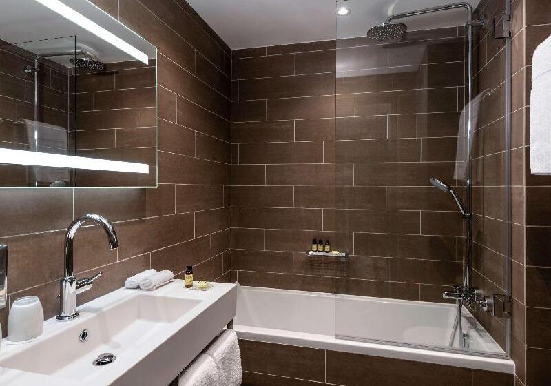 اتاق لوکس با چشمانداز, Pullman Paris Tour Eiffel