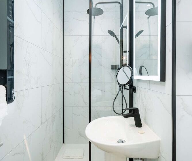 Номер Стандарт, Best Western Metz Centre Gare