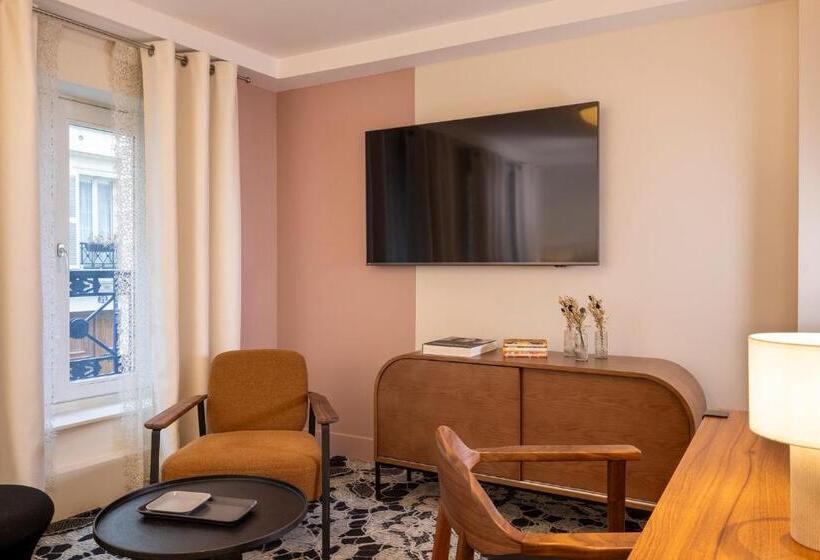 デラックスルーム, Chavanel