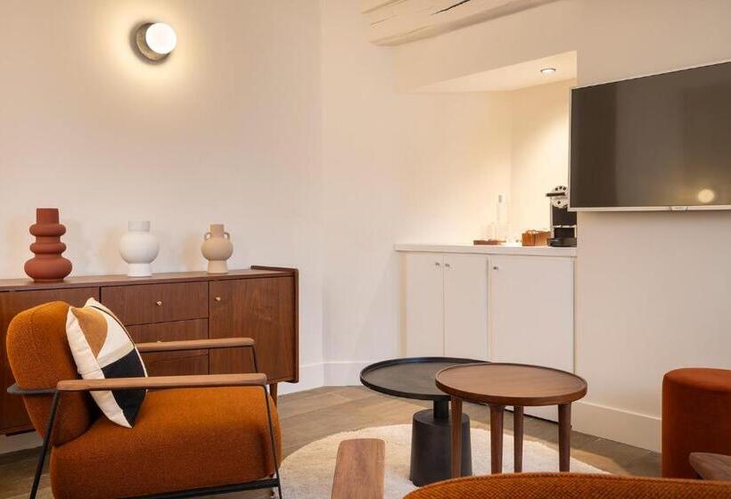 ジュニアスイート, Chavanel