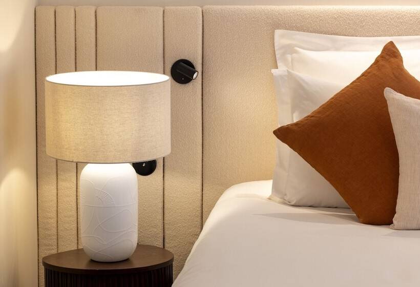 デラックスルーム, Chavanel