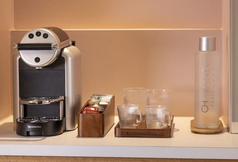 デラックスルーム, Chavanel