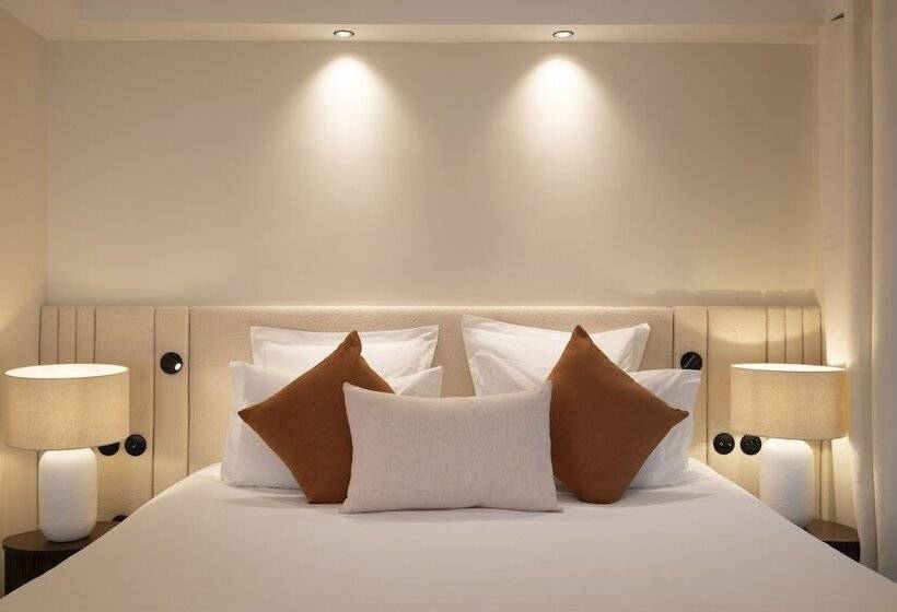 デラックスルーム, Chavanel