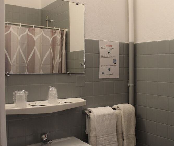 패밀리 룸, Hôtel Du Cygne