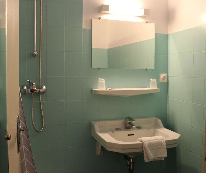 스탠다드 내측 룸, Hôtel Du Cygne