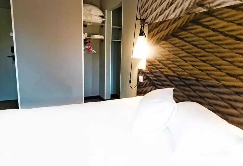Perhesviitti, Ibis Caen Porte D’angleterre