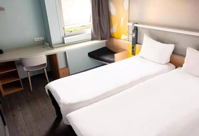 スタンダードルーム, Ibis Paris Gennevilliers