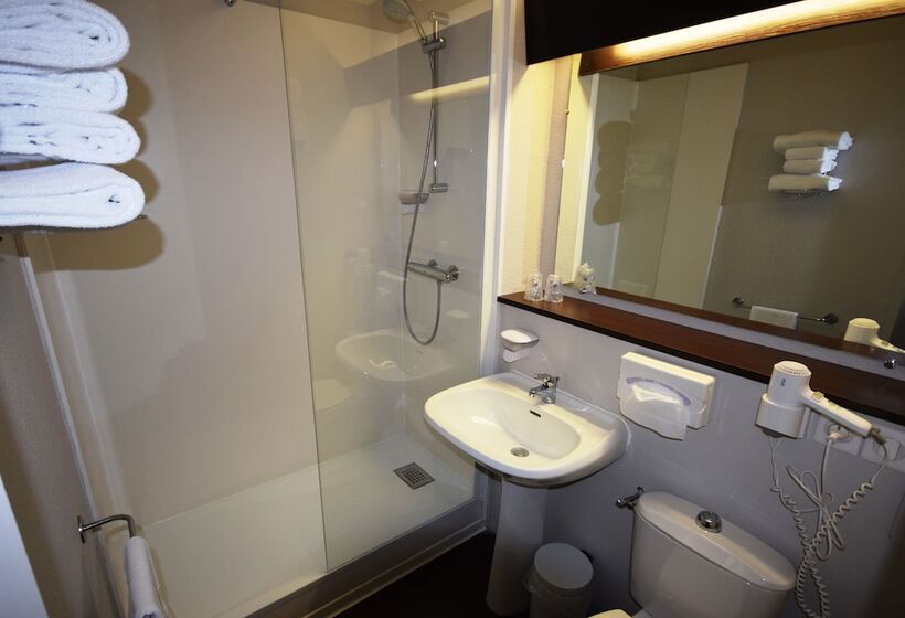Номер Стандарт, The Originals City, Hôtel Du Phare, Bordeaux Mérignac