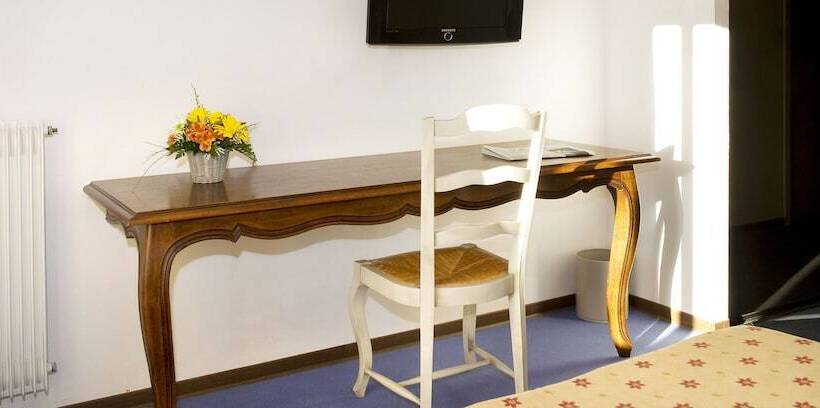 Номер Комфорт, Les Peyrières