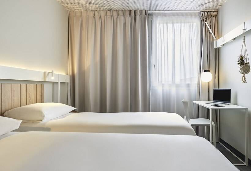 スタンダードルーム, Ibis Paris Nation Davout