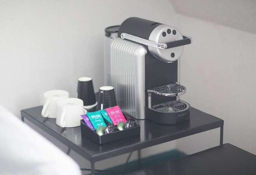 اتاق لوکس, Louvre Piemont