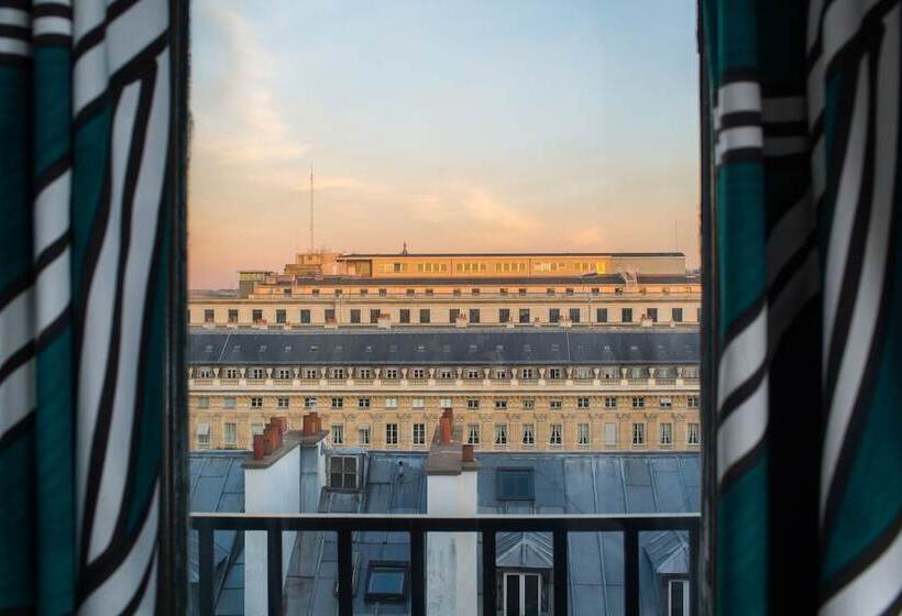 سوییت جونیور, Louvre Piemont