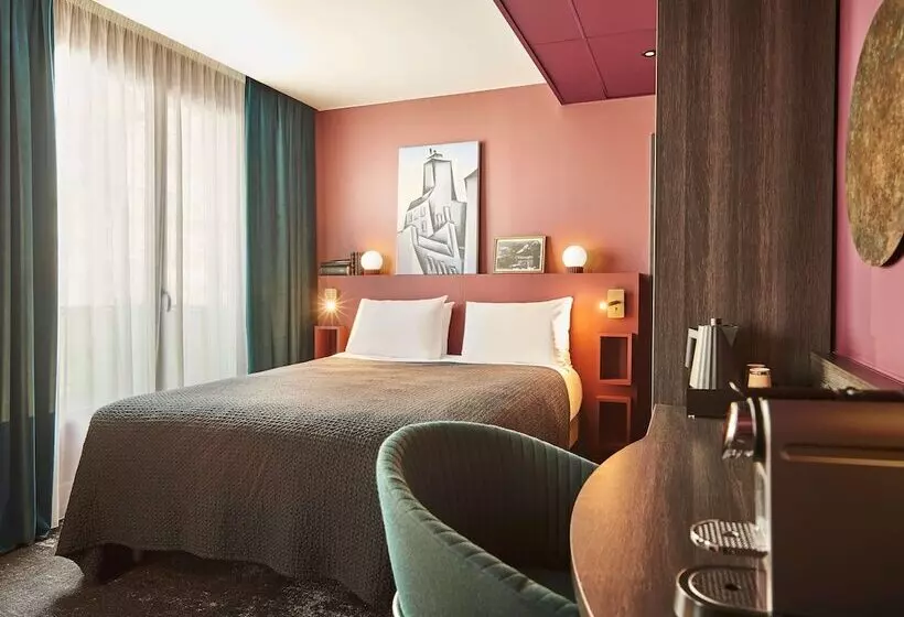プレステージルーム, Mercure Paris Tour Eiffel Pont Mirabeau