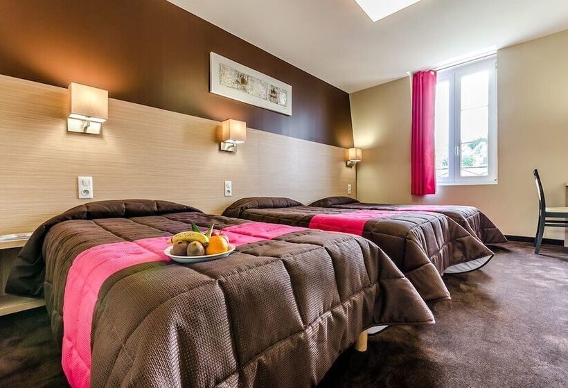 اتاق استاندارد سه نفره, Saint Louis De France