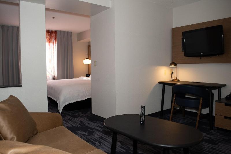 اتاق استاندارد یک نفره, Saint Louis De France