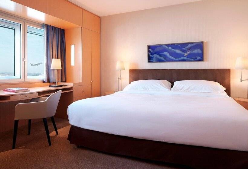 غرفة ديلوكس, Sheraton Paris Charles De Gaulle Airport