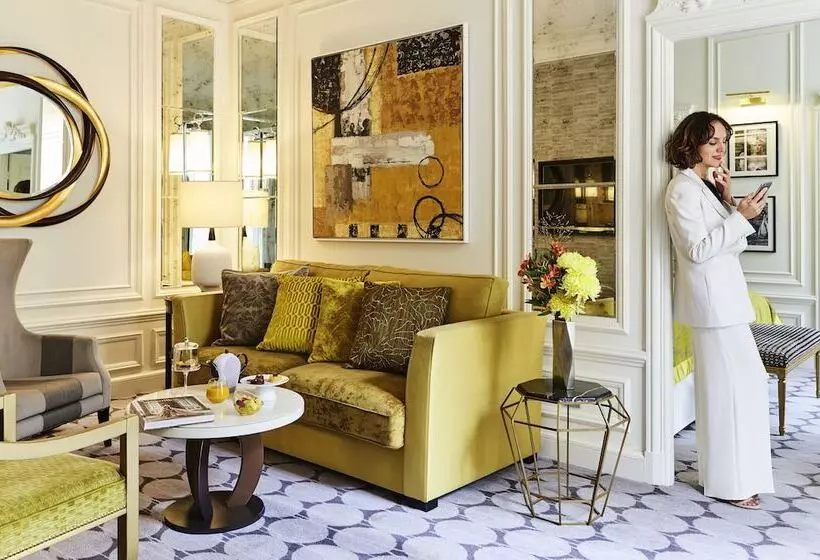 Prestige Suite