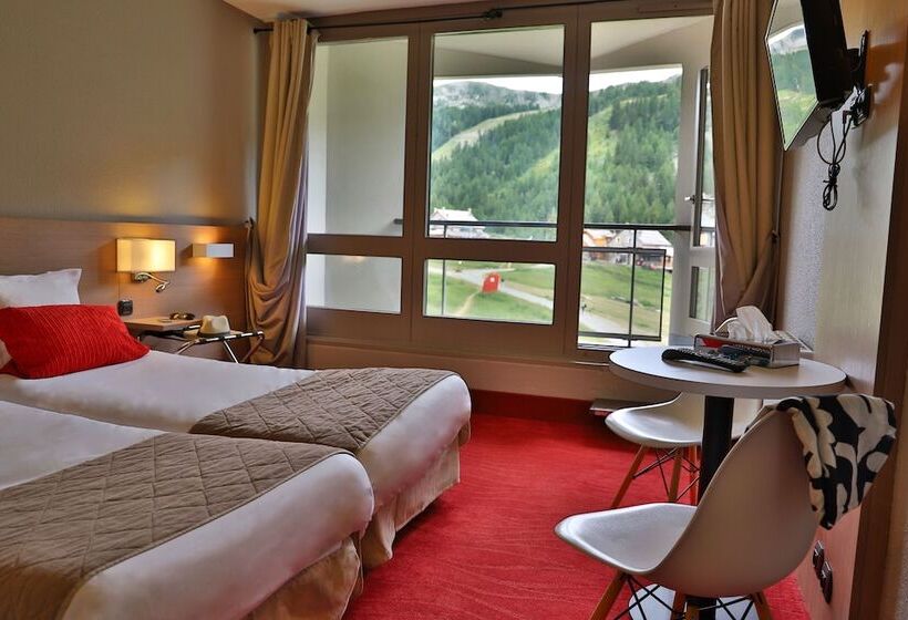 バルコニー付きスタンダードルーム, Sowell Hotels Le Pas Du Loup