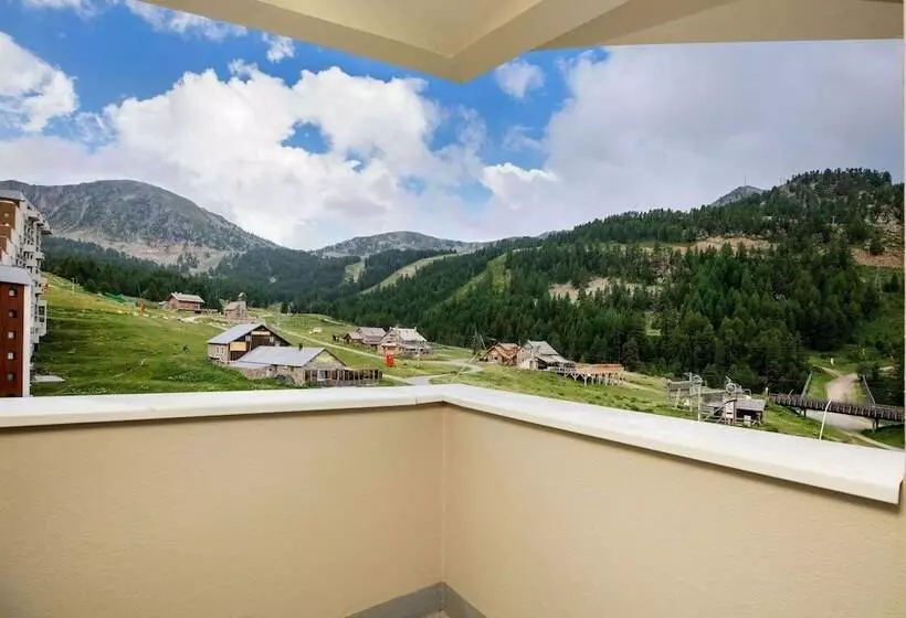 バルコニー付きスタンダードルーム, Sowell Hotels Le Pas Du Loup