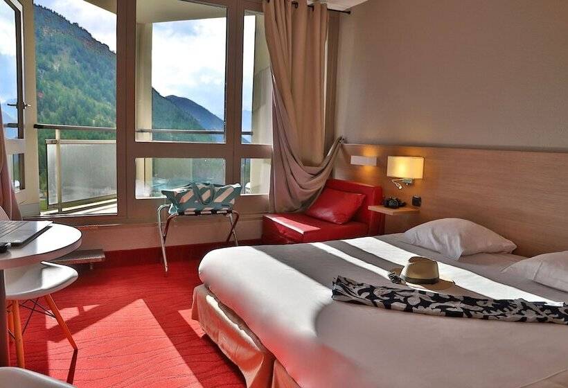 Номер Стандарт с Балконом, Sowell Hotels Le Pas Du Loup