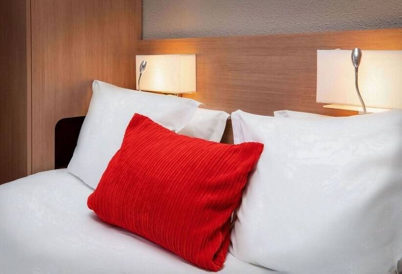 Номер Стандарт с Балконом, Sowell Hotels Le Pas Du Loup
