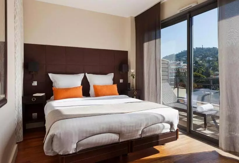 سوییت سوپریور, Neho Suites Cannes Croisette