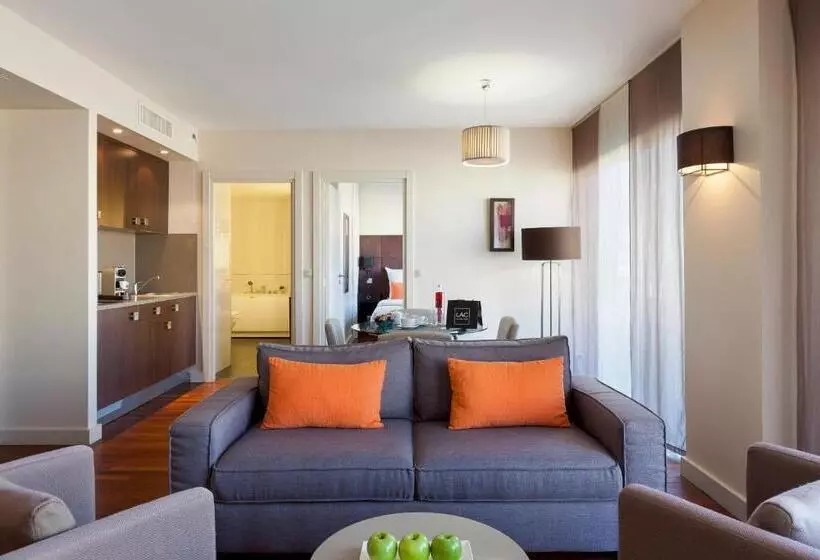 سوییت سوپریور, Neho Suites Cannes Croisette