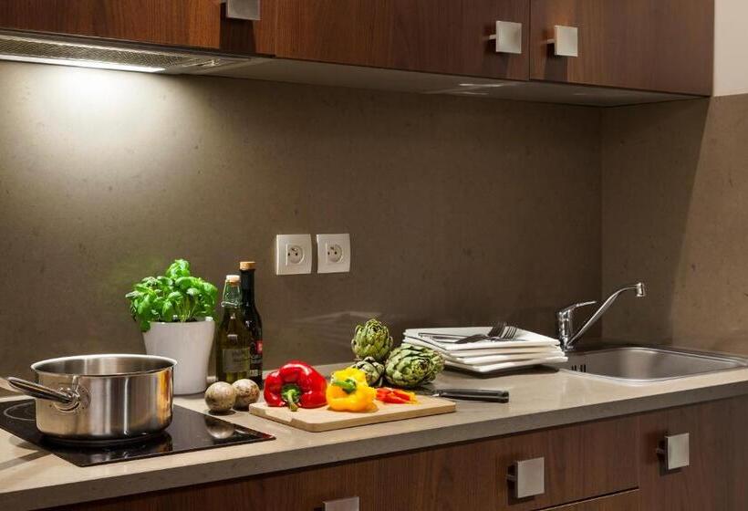 エクゼクティブスイート, Neho Suites Cannes Croisette