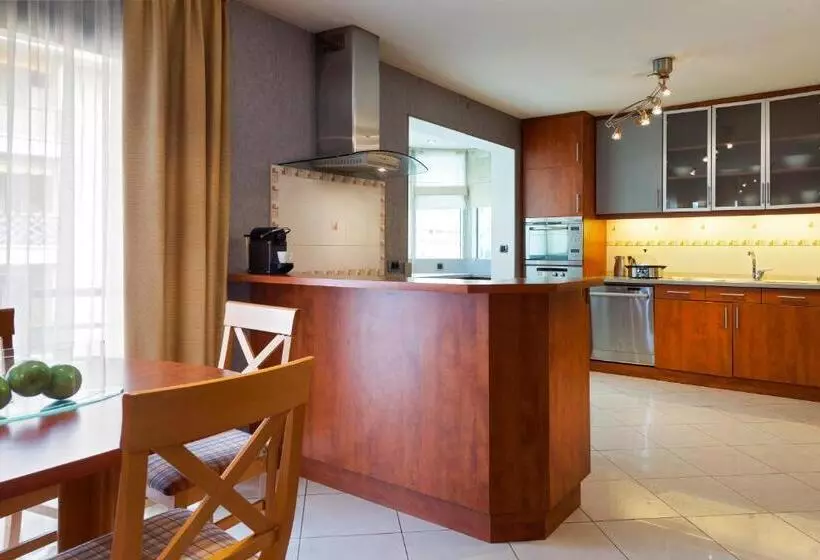 سوئیت پنت هاوس, Neho Suites Cannes Croisette
