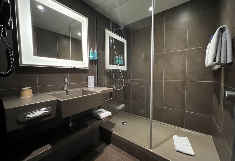 غرفة كلاسيكية سرير مزدوج, Novotel Fontainebleau Ury