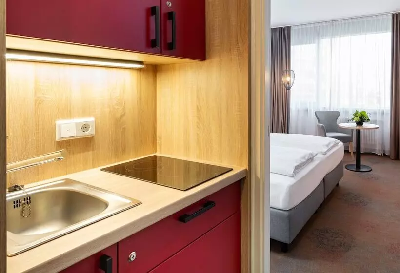 シングルデラックスルーム, Plaza Hotel & Living Frankfurt
