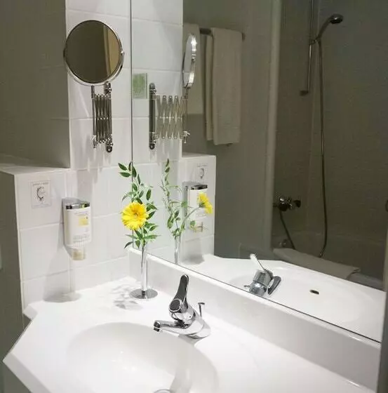 اتاق استاندارد یک نفره, Plaza Inn Chemnitz