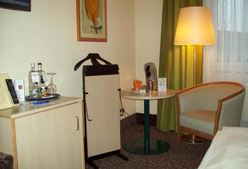 Номер бизнес-класса, Plaza Inn Chemnitz