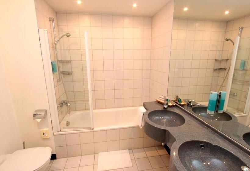 Полулюкс, Ara Hotel Comfort