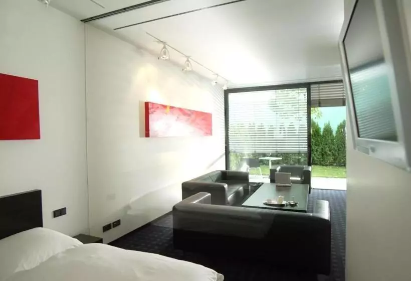 スイート, Ara Hotel Comfort