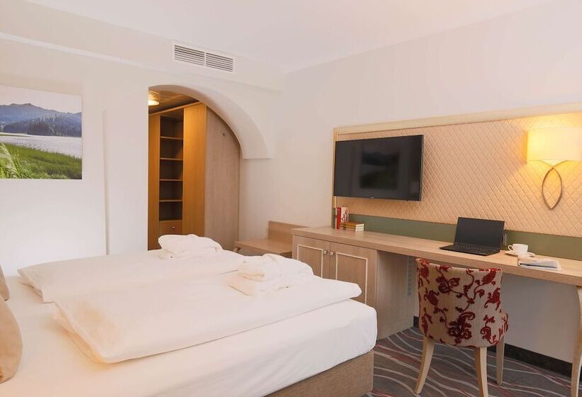 Номер Superior с Балконом, Bayerischer Hof Miesbach, Bw Premier Collection