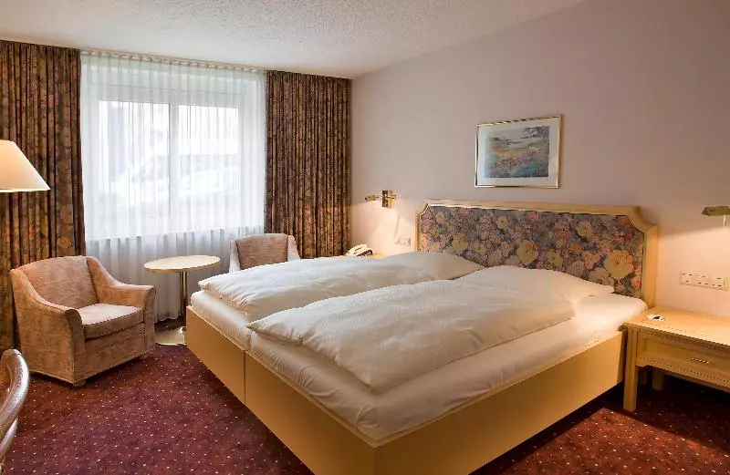 Quarto superior, Erikson