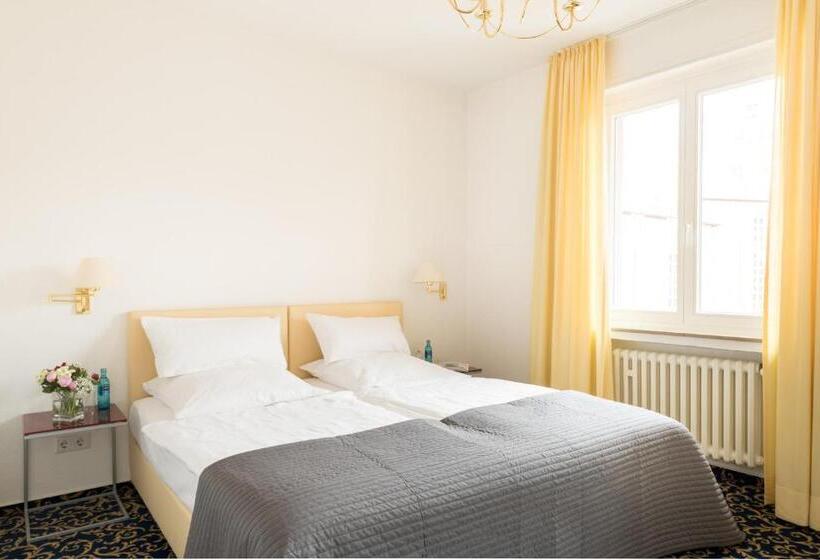 اتاق استاندارد, Feldmann