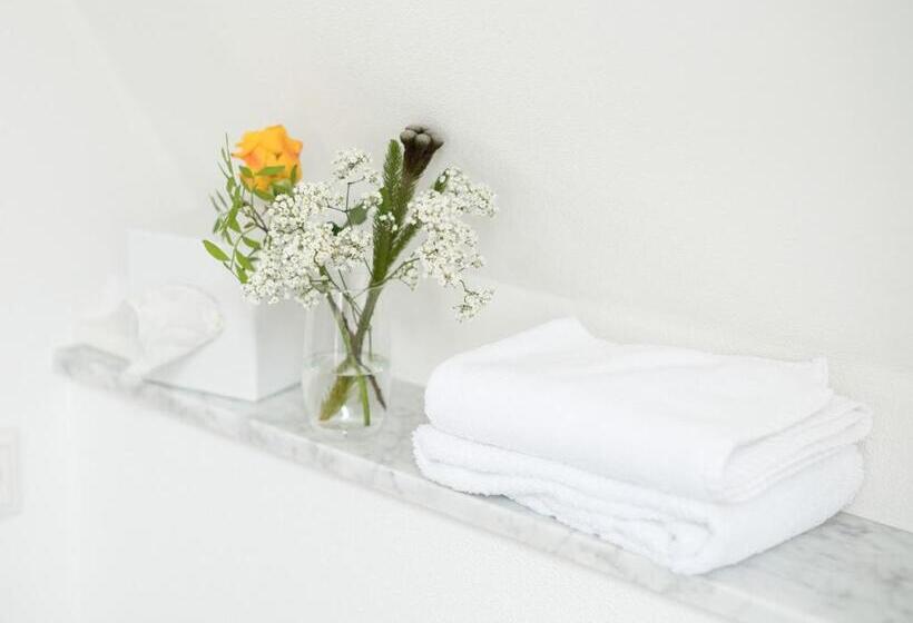 اتاق استاندارد, Feldmann