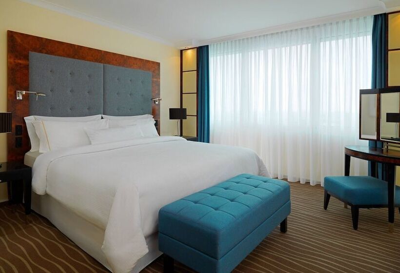 Люкс Клуб, The Westin Grand Munich